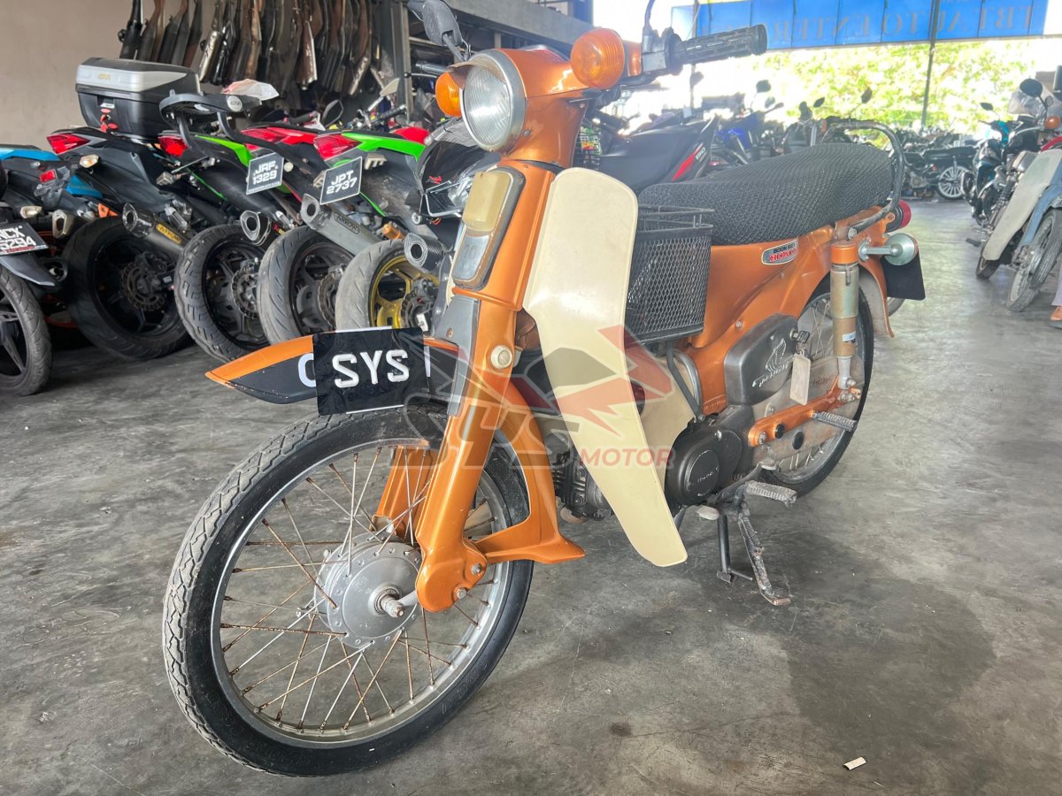 HONDA C70