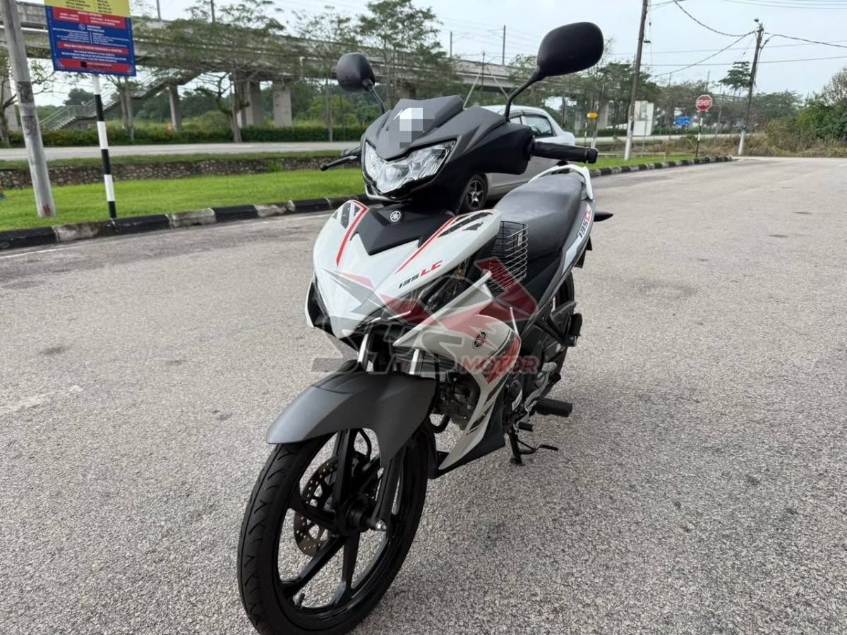 YAMAHA LC135 FI V8