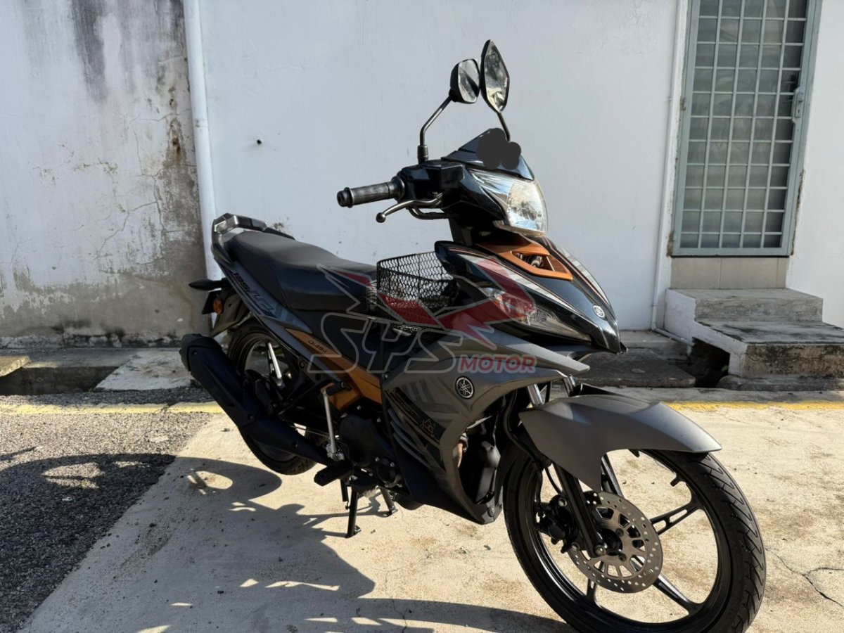 YAMAHA LC135 V7